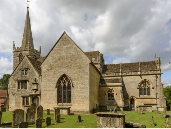 南コッツウォルズ5つの村 1日観光ツアー レイコック＆バイブリー＆カッスルクーム＆テットベリー＜貸切／日本語または英語ドライバー／コッツウォルズ発＞