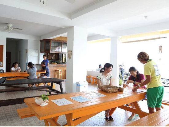 サンセットカヤックツアー　マングローブの豊かな森とロックアイランドを半日でめぐる＜送迎付き＞by パラオ・パシフイックダイバーズ