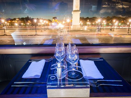 Bustronome Luxury Bus 