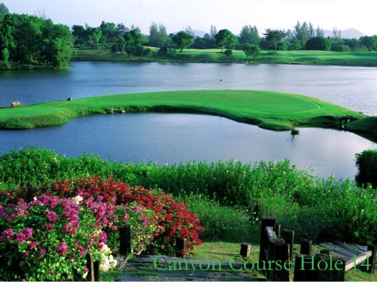 【ゴルフ予約】ブルー・キャニオン・カントリークラブ(Blue Canyon Country Club)☆セレブ気分でゴルフが楽しめる！＜送迎選択可＞