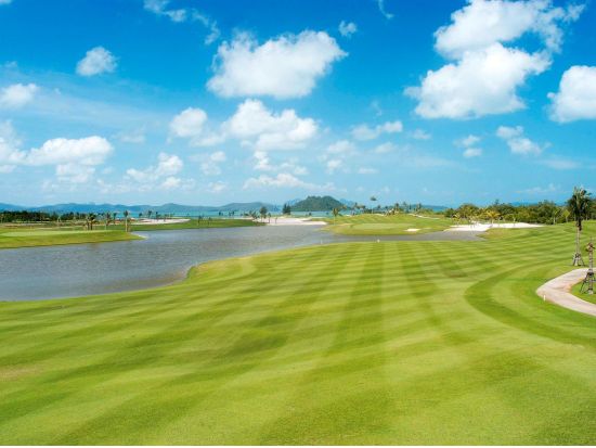 【ゴルフ予約】ミッションヒルズ・プーケット・ゴルフリゾート(Mission Hills Phuket Golf Resort)☆海を一望名門コース＜送迎選択可＞