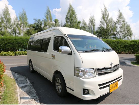 【空港送迎】サムイ国際空港⇔サムイ島内＜貸切／最大9名／日本語ガイド＞