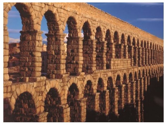 世界遺産の街セゴビア＆ラ・グランハ宮殿　1日観光ツアー ＜貸切／日本語ガイド／マドリード発＞