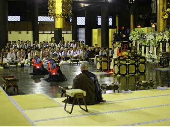 総本山 知恩院 和順会館 1泊2日 朝食付きと朝のお勤め体験！ 洋室・和洋室・和室・デラックス和室から選べる＜宿坊／大浴場／東山＞