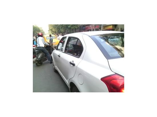 【空港送迎】コルカタ 空港⇔市内ホテル 貸切送迎サービス（繁忙期を除く）＜日本語ガイド＞