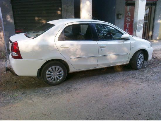 【空港送迎】バラナシ 空港⇔ホテル 貸切送迎サービス（繁忙期を除く）＜英語ガイド＞