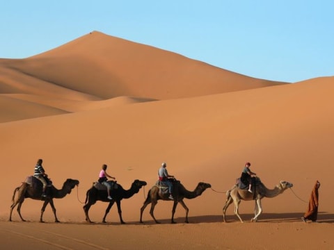 メルズーガ サハラ砂漠 モロッコ宿泊 周遊 ツアー モロッコの観光 オプショナルツアー専門 Veltra ベルトラ