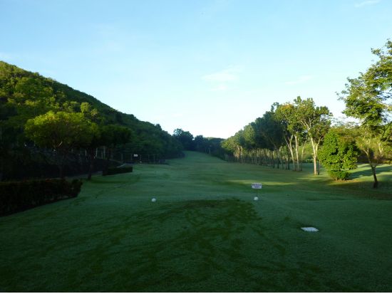 ゴルフ場予約 マクタン・アイランド・ゴルフクラブ(Mactan Island Golf Club)☆初心者向け＜ホテル送迎付／日本語ガイド同行／レンタル完備＞