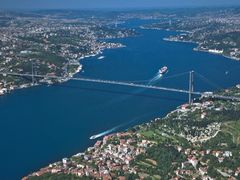 BOSPHORUS CRUISE ON PRIVATE BOAT2