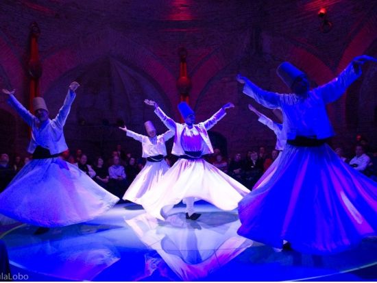 無形文化遺産！セマー儀式 イスタンブール・ダルヴィーシュ＜19:00開演／イスタンブール＞by Hodjapasha Dance Theater