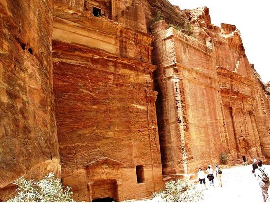 乗馬移動付き！世界遺産ペトラ遺跡1日観光＜貸切／英語or日本語／アンマン発着＞