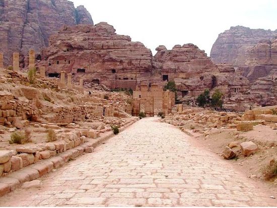 乗馬移動付き！世界遺産ペトラ遺跡1日観光＜貸切／英語or日本語／アンマン発着＞