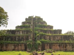 コーケー遺跡 (観光情報) | カンボジア観光 VELTRA(ベルトラ)