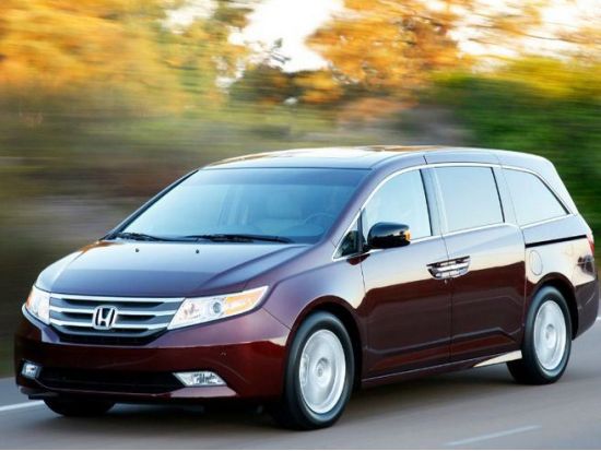 【空港送迎】上海浦東国際空港⇔上海市内ホテル or 上海ディズニーランド地区ホテル＜貸切／中国語ドライバー＞