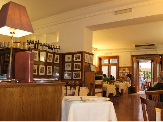 【レストラン予約】絶品のパスタを求めて著名人も通う名店「アルフレッド・アッラ・スクローファ(Alfredo alla Scrofa)」＜ランチ／ディナー＞