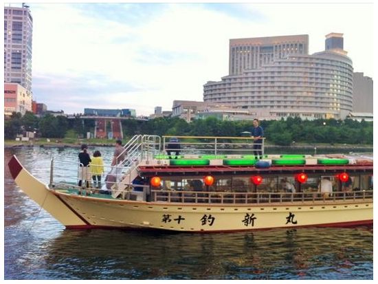 アニバーサリーにも最適！乗合屋形船 お台場・スカイツリー周遊コース 季節のお料理＆飲み放題付 屋形船で心に残る記念日を 選べるケーキ (有料)＜蔵前発＞