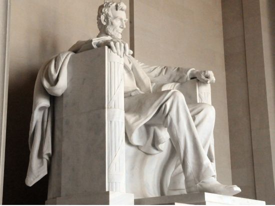 ナイアガラの滝3泊4日ツアー　フィラデルフィア＆アーミッシュ村＆ワシントンD.C.観光＆アウトレットモール買物 ＜1名催行／日本語アシスタント／環境保全へ寄付＞