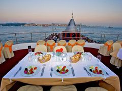 night dinner, cruise, Bosphorus