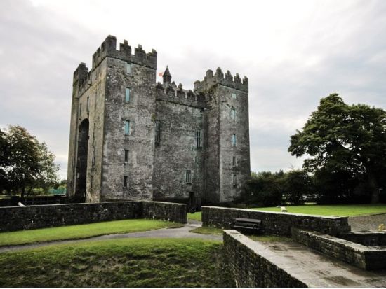 モハーの断崖＆コネマラ地方＆アラン諸島　2泊3日観光ツアー ＜ゴールウェイ宿泊／列車利用／朝食付き／英語ガイド／ダブリン発＞