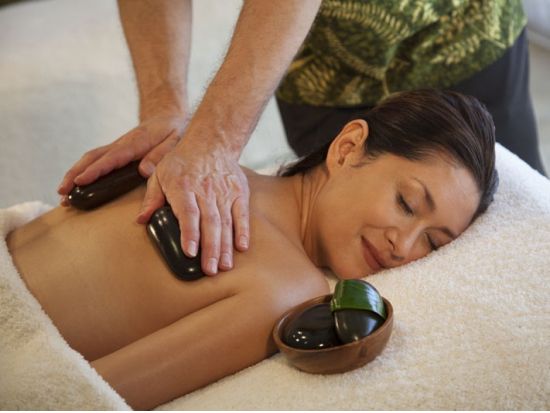 ロミロミマッサージ by ナ・ホオラ・スパ　ラグジュアリー空間で癒やしのひととき　スパ施設も利用可能＜ハイアット・リージェンシー・ワイキキ・ホテル内＞