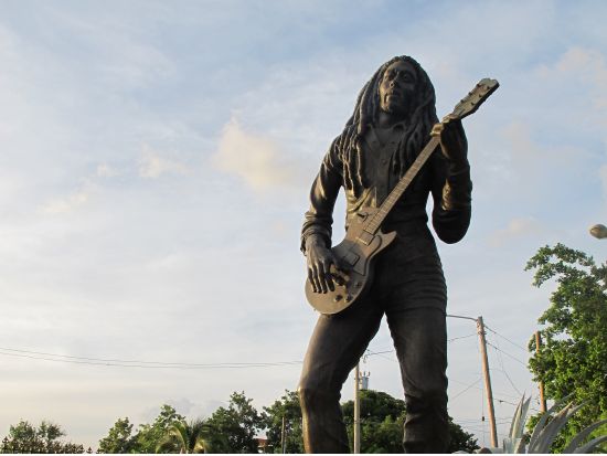 キングストン・ボブマーリーの軌跡ツアー ＜日本語ガイド／キングストン発 or モンテゴベイ発 or オーチョリオス発＞