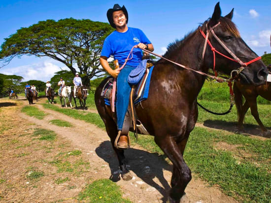 kualoa ranch horseback riding tour