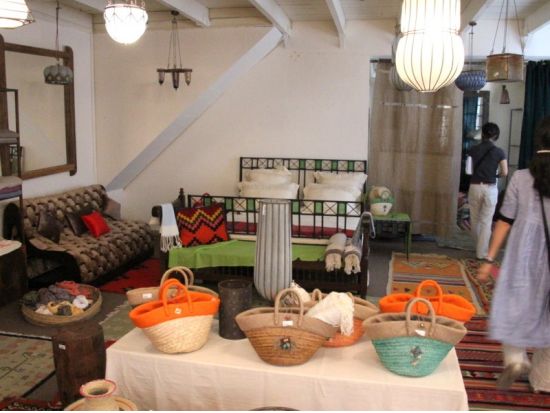 アラブチュニジア雑貨を巡る　日帰りツアー ＜貸切／日本語ガイドまたは英語ガイド／チュニス発＞