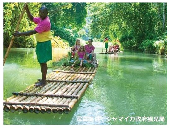 オーチョリオス1日ツアー　人気のダンズリバー滝登り＆名物いかだ下りを体験＜日本語ガイド／モンテゴベイ発・オーチョリオス発・キングストン発＞