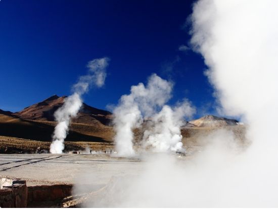 タティオ間欠泉群 & マチューカ村観光ツアー＜朝食付／英語ガイド／サン・ペドロ・デ・アタカマ発＞
