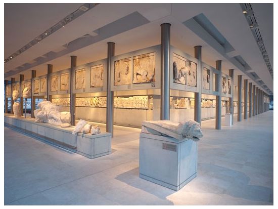 【プライベートツアー】効率よく見所を網羅！世界遺産アクロポリス & アクロポリス博物館ウォーキングツアー＜貸切／3.5時間／アテネ発＞