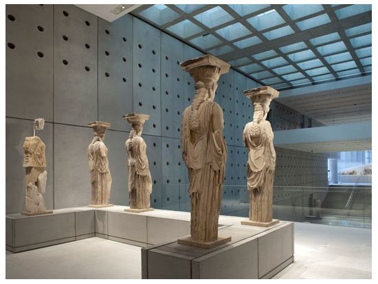 【プライベートツアー】効率よく見所を網羅！世界遺産アクロポリス & アクロポリス博物館ウォーキングツアー＜貸切／3.5時間／アテネ発＞