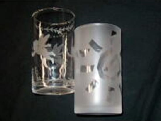 オリジナルデザインを彫りこむサンドブラスト 小樽ガラスで手作り体験[Craft Shop 蓮/小樽]