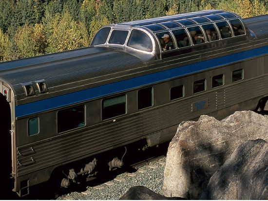 ジャスパー ⇒ バンクーバー　VIA鉄道 個室宿泊チケット予約 ＜片道＞