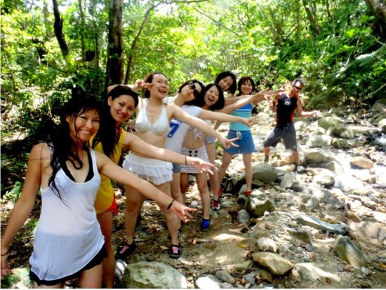 青の洞窟探検＆ウミガメビーチシュノーケリングツアー！（半日）大自然の贈り物！＜送迎あり＞