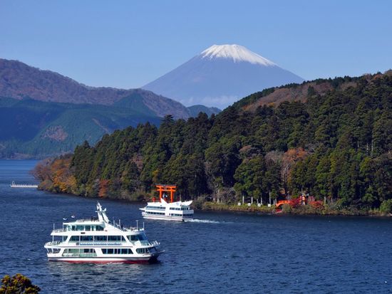 A箱根芦ノ湖遊覧船