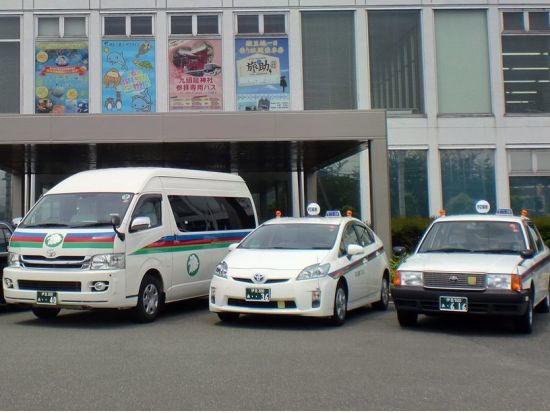 貸切観光タクシー　忍野八海＋柿田川湧水群＋御殿場秩父宮記念公園＜5時間半／1～9名／送迎付＞