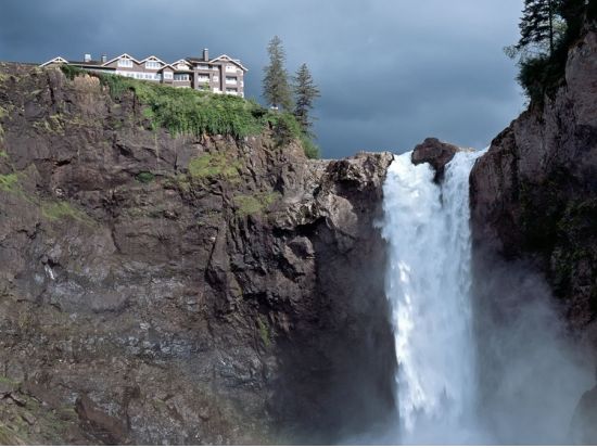 スノコルミー滝＆ワイナリー見学　半日観光ツアー ＜日本語ドライバーガイド＞