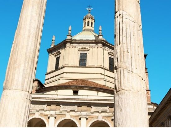 地下都市＆サンタキアラ聖堂も入場！ナポリ市内6時間ウォーキングツアー＜ガイド貸切／日本語／ナポリ発＞ by Zenzero