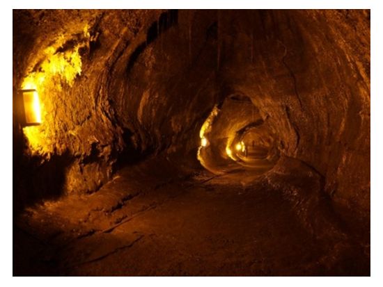 ハワイ島 貸切チャーター　ハワイ島を知り尽くしたガイドがご案内 ＜日本語ガイド＞