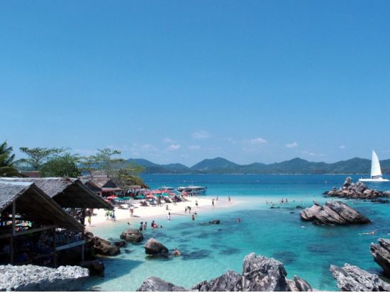 【最大3組の少人数制】ベテラン女性日本語ガイド専属同行｜ピピ島＋カイ島 マヤベイ・ピレーラグーン観光＜島内無料送迎＞