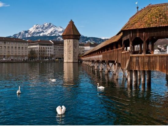 【周遊パッケージ】列車で旅する　スイス絶景ハイライト7泊8日＜4月～10月／朝食付／チューリッヒ発ルツェルン着＞