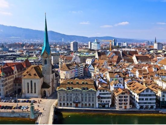 【周遊パッケージ】列車で旅する　スイス絶景ハイライト7泊8日＜4月～10月／朝食付／チューリッヒ発ルツェルン着＞