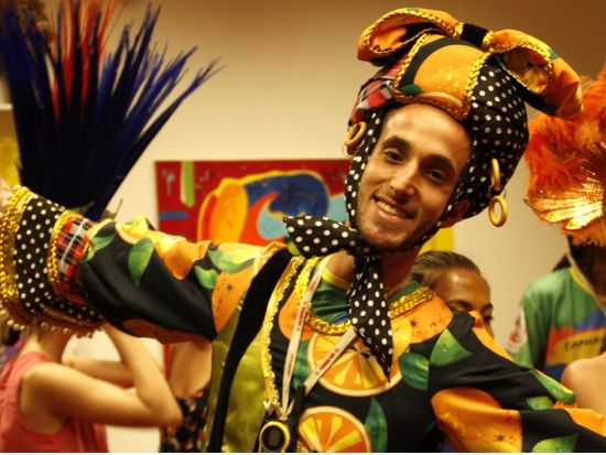 サンバ衣装試着OK！サンバカーニバル・コスチューム倉庫＆山車制作工場見学半日ツアー＜英語ガイド／リオ・デ・ジャネイロ発＞