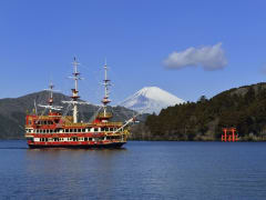 Hakone Sightseeing Cruise (Hakone Pirate Ship)