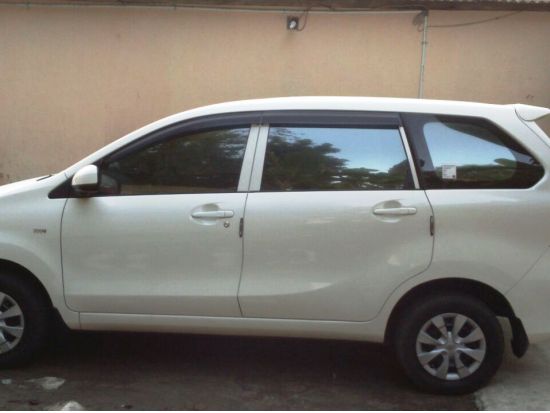 【空港送迎】ジョグジャカルタ国際空港 ⇔ ジョグジャカルタ市内またはボロブドゥール ＜貸切／日本語ガイド＞