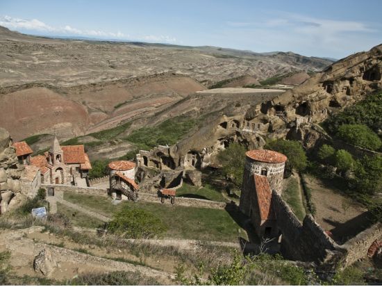 【プライベートツアー】ダヴィド・ガレジ修道院群　日帰りツアー＜車＋ガイド貸切／5月～10月／昼食付／トビリシ発＞