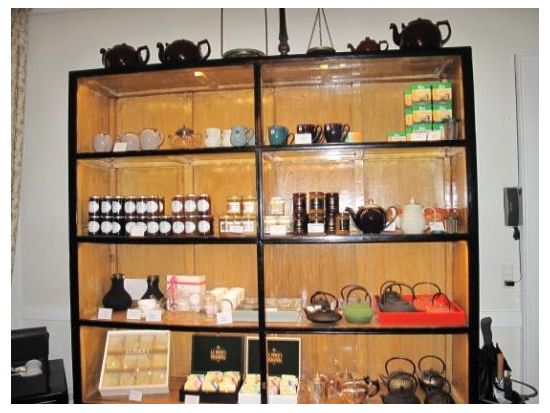 おすすめガイド ウィンザー庸子さんがご案内 北欧雑貨巡り＆地元食材のグルメツアー＜貸切／午前／ランチありorなし／コペンハーゲン発＞