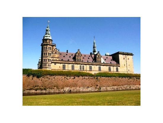 おすすめガイド ウィンザー庸子さんがご案内 世界遺産クロンボー城入場ツアー＜貸切／午前／コペンハーゲン発＞