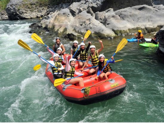 ラフティング体験　富士山の麓・富士川で大自然を満喫＜午前・午後／送迎付／富士宮＞