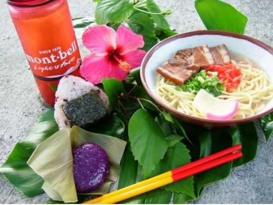 マングローブカヌー+キャニオニングツアー　暑ければ暑いほど楽しい！亜熱帯の川を満喫！＜5～9月／上原港または西部地区ホテル無料送迎／西表島＞